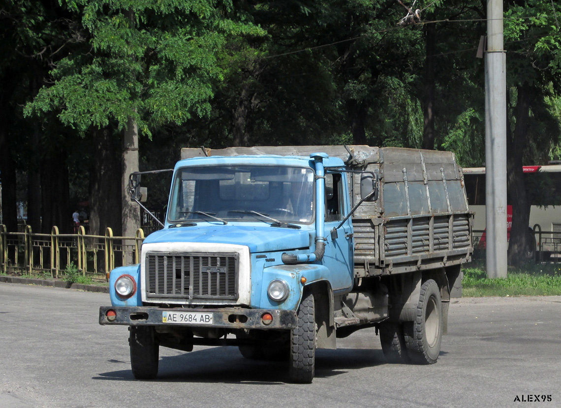 Днепропетровская область, № АЕ 9684 АВ — ГАЗ-3309