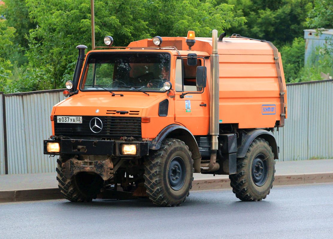 Башкортостан, № В 037 УА 02 — Mercedes-Benz Unimog U1400