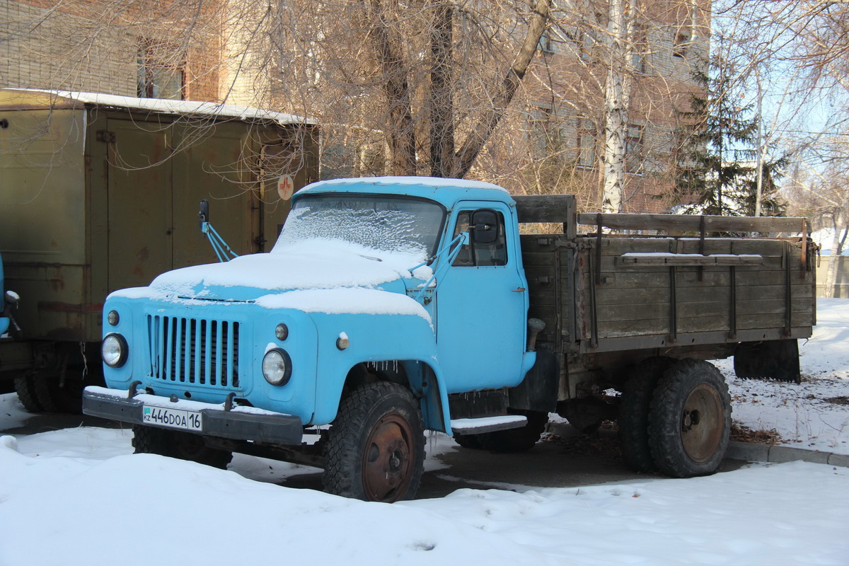 Восточно-Казахстанская область, № 446 DOA 16 — ГАЗ-52-04