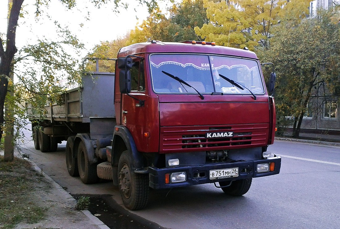 Амурская область, № В 751 МН 28 — КамАЗ-54115 (общая модель)