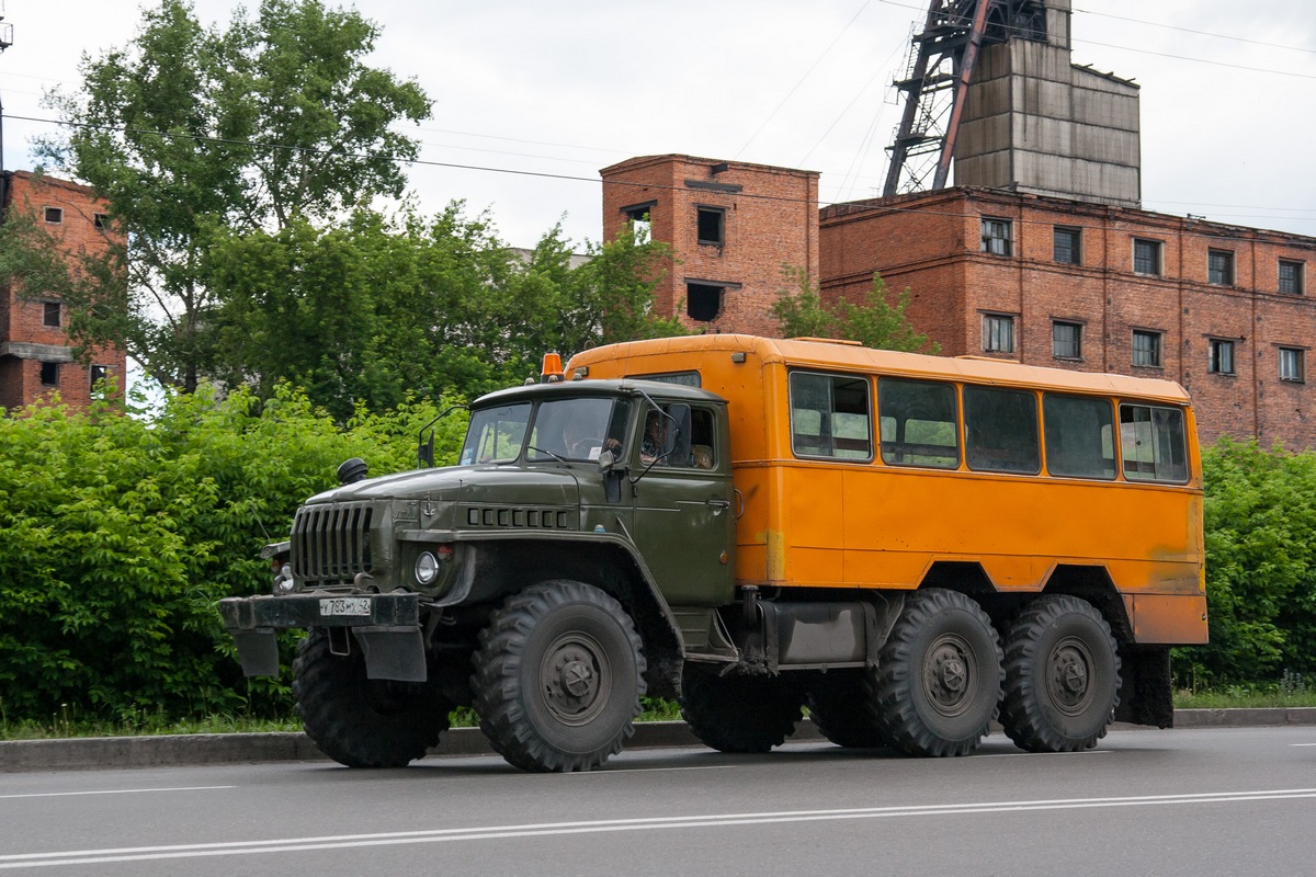Кемеровская область, № У 783 МХ 42 — Урал-4320 (общая модель)