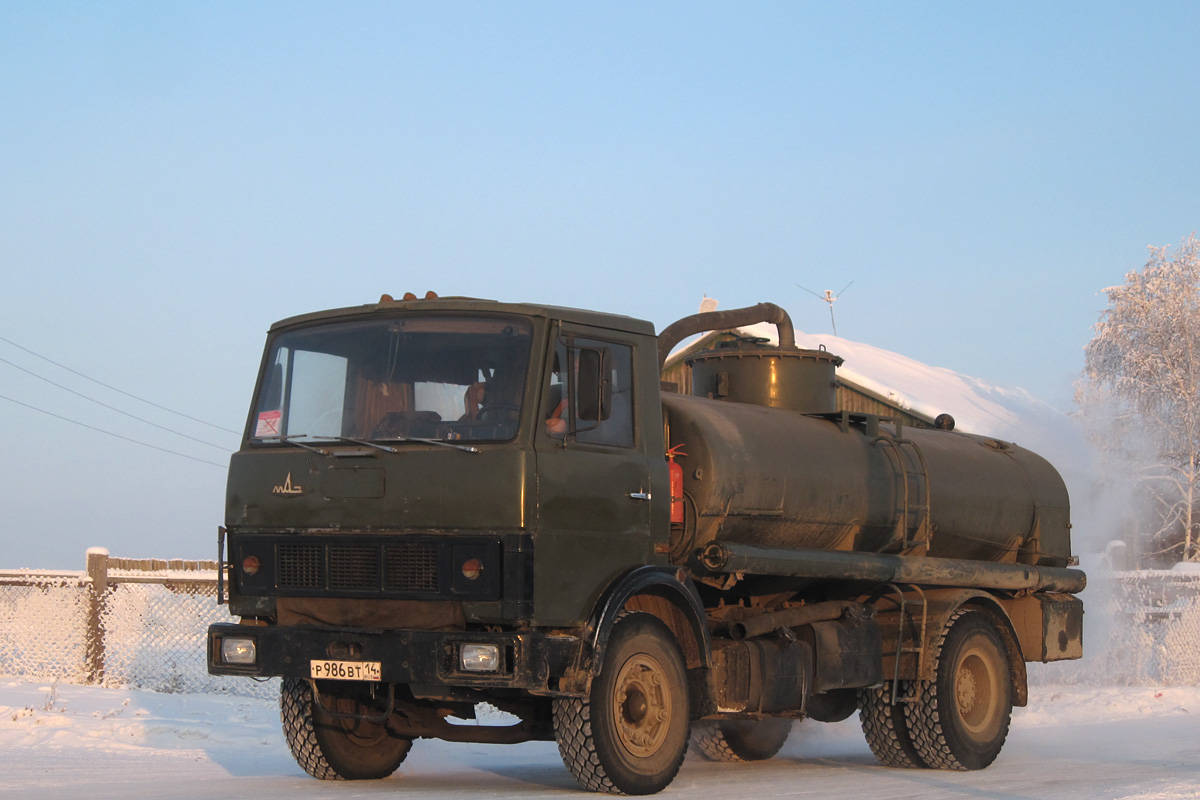 Саха (Якутия), № Р 986 ВТ 14 — МАЗ-5337 (общая модель)