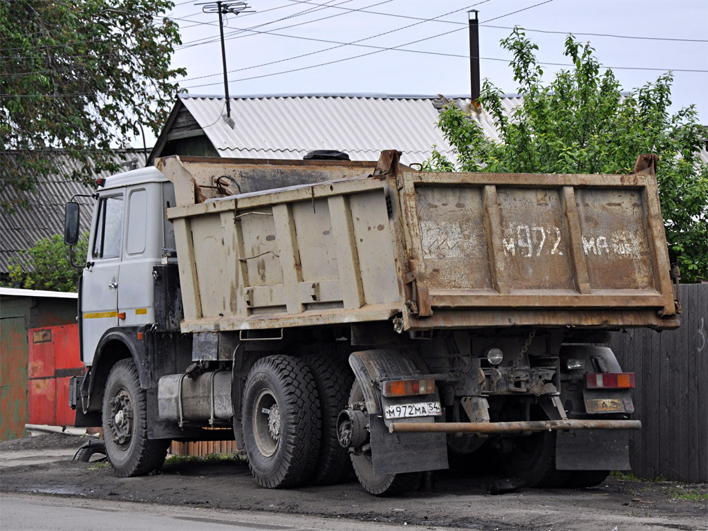 Новосибирская область, № М 972 МА 54 — МАЗ-5516 (общая модель)