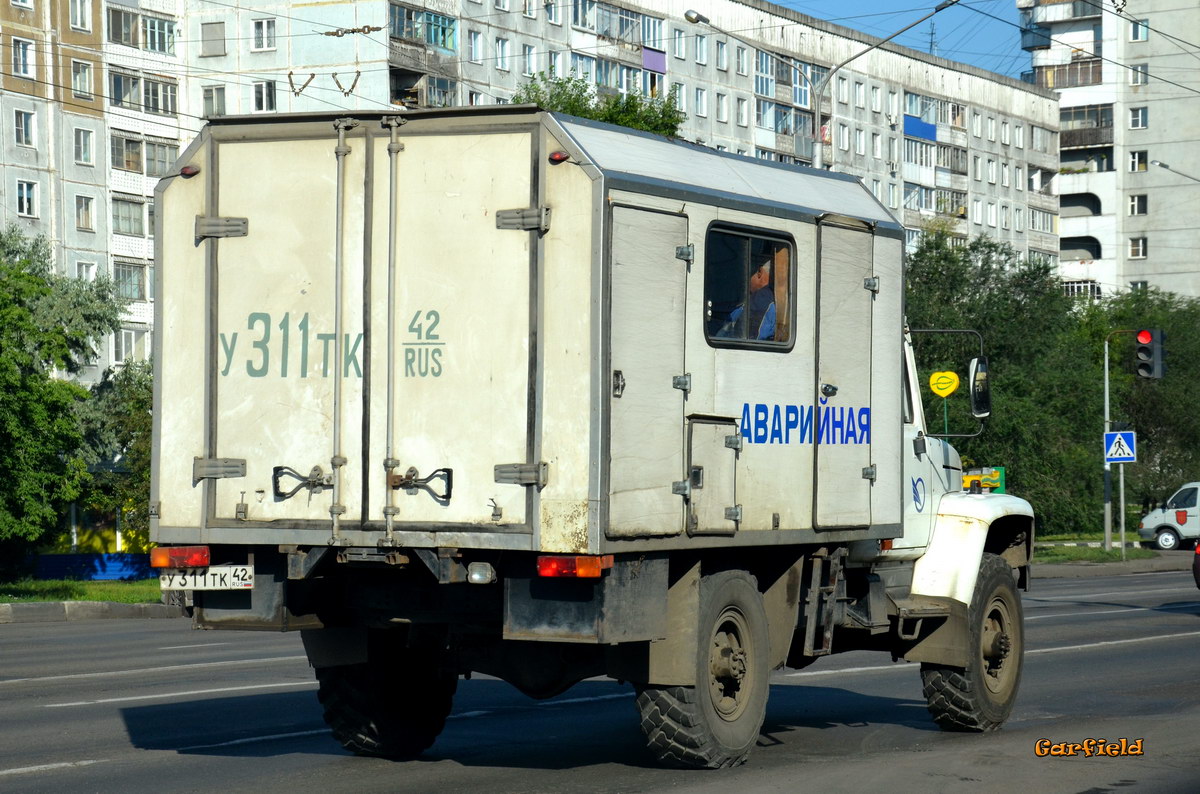 Кемеровская область, № У 311 ТК 42 — ГАЗ-3308 «Садко»