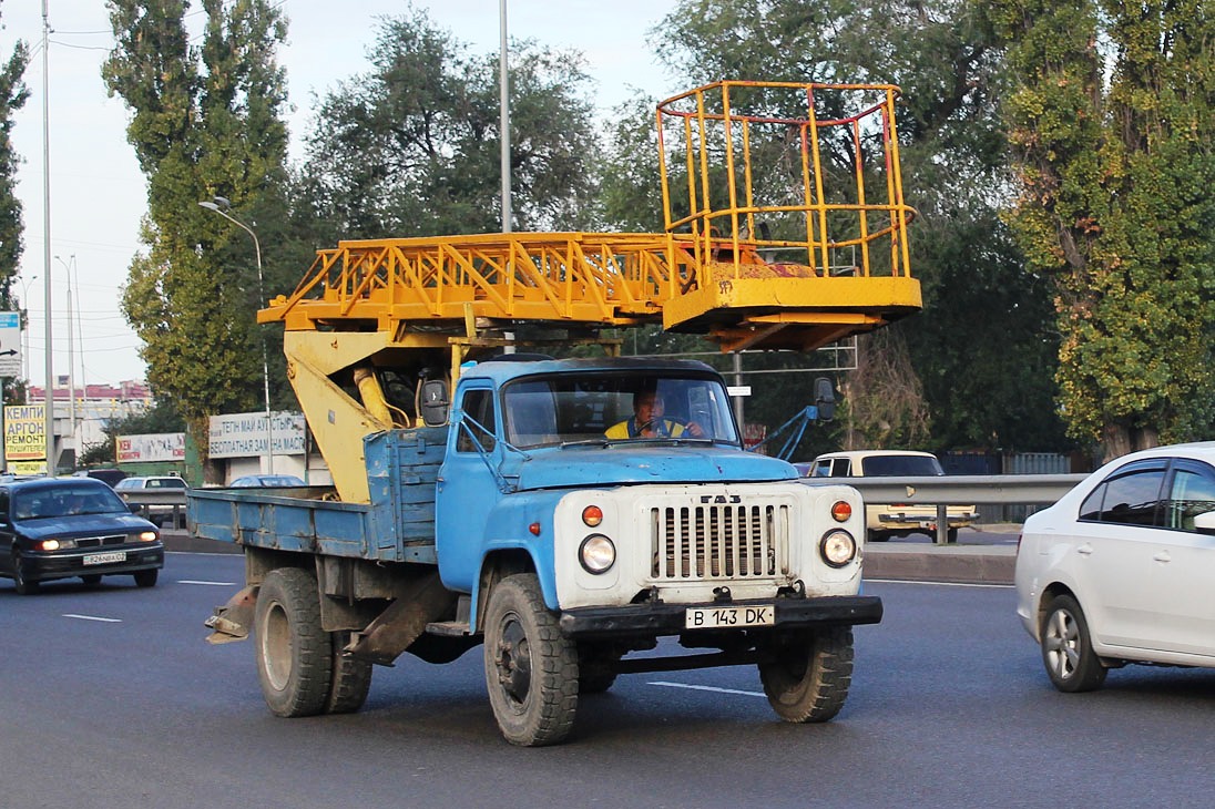Алматинская область, № B 143 DK — ГАЗ-53-12