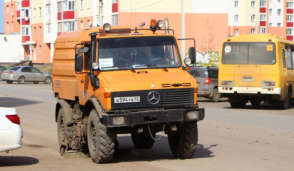 Башкортостан, № В 594 УВ 02 — Mercedes-Benz Unimog U1400