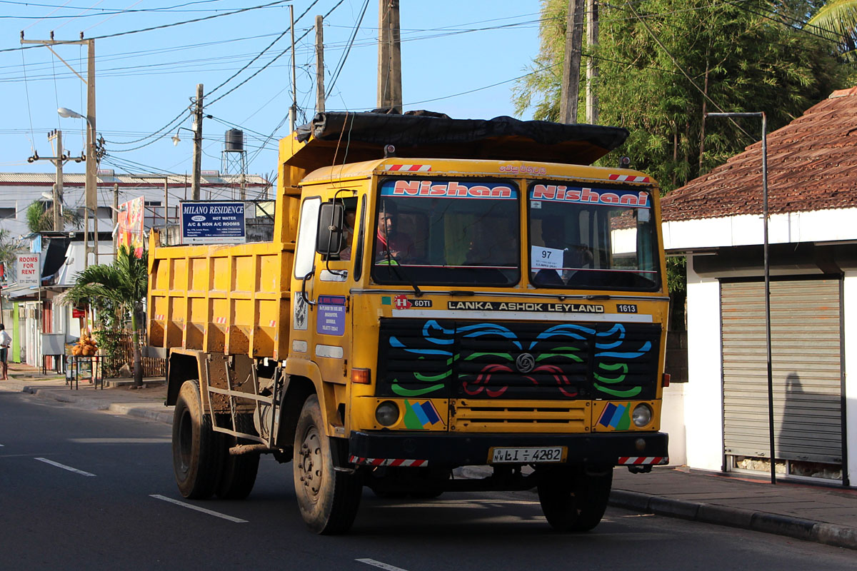 Шри-Ланка, № LI-4282 — Lanka Ashok Leyland (общая модель)