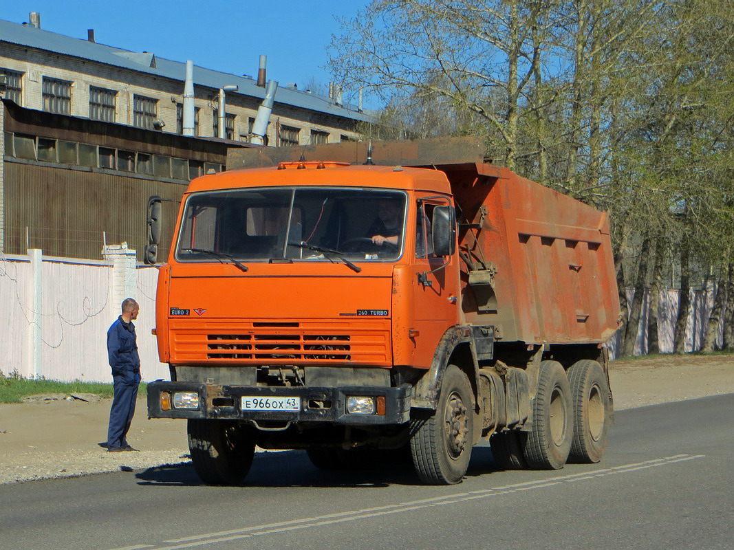 Кировская область, № Е 966 ОХ 43 — КамАЗ-65115 (общая модель)
