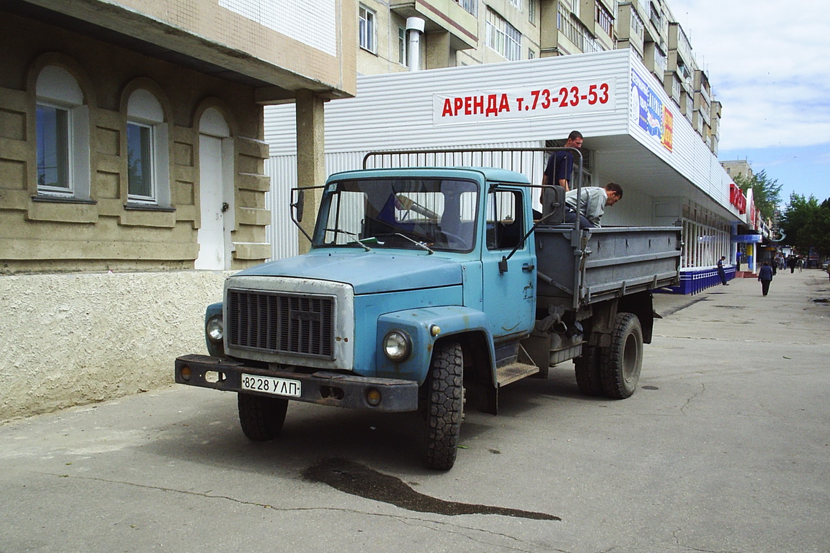 Ульяновская область, № 8228 УЛП — ГАЗ-33072