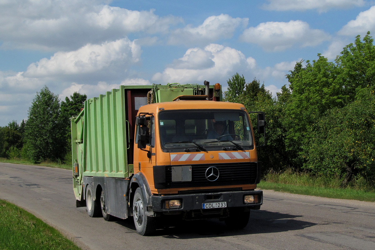 Литва, № CDL 233 — Mercedes-Benz SK (общ. мод.)