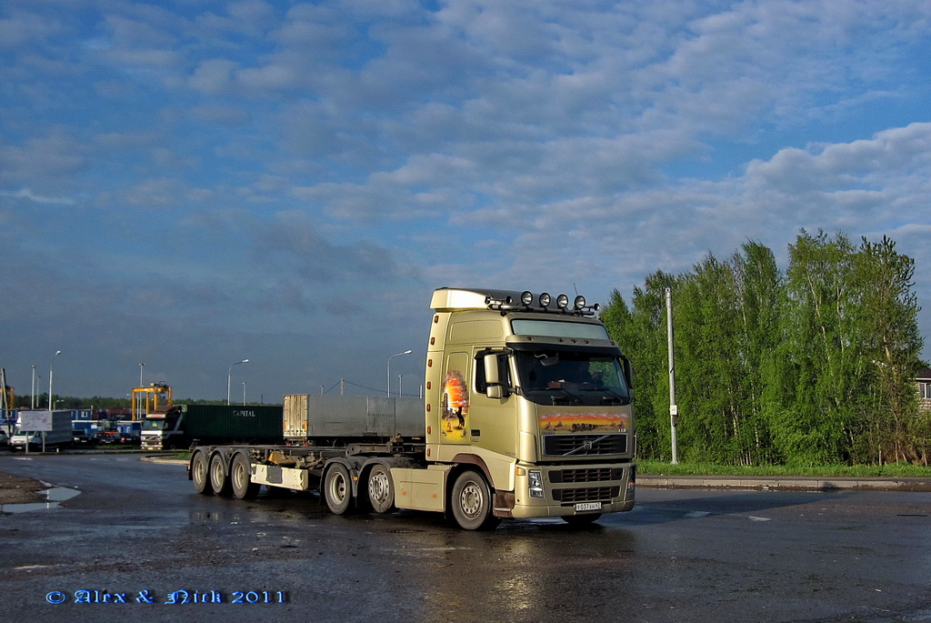 Ленинградская область, № Т 037 ХН 47 — Volvo ('2002) FH12.460