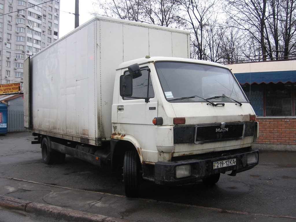 Киев, № 219-12 КА — MAN Volkswagen G90