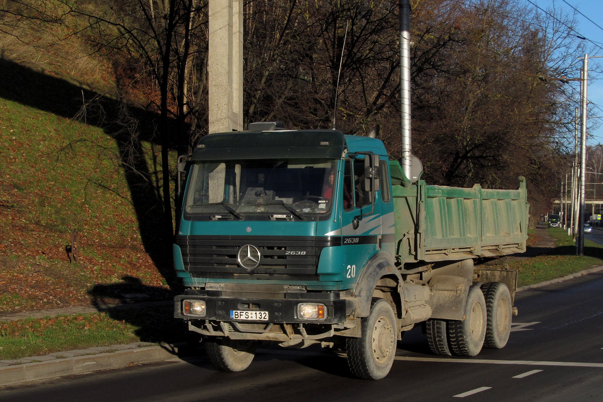 Литва, № BFS 132 — Mercedes-Benz SK 2638