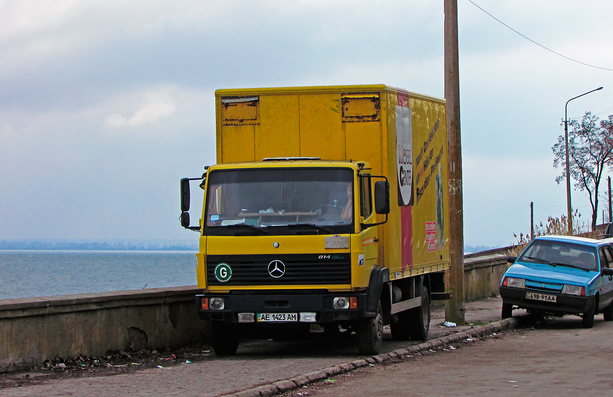 Днепропетровская область, № АЕ 1423 АМ — Mercedes-Benz LK 814