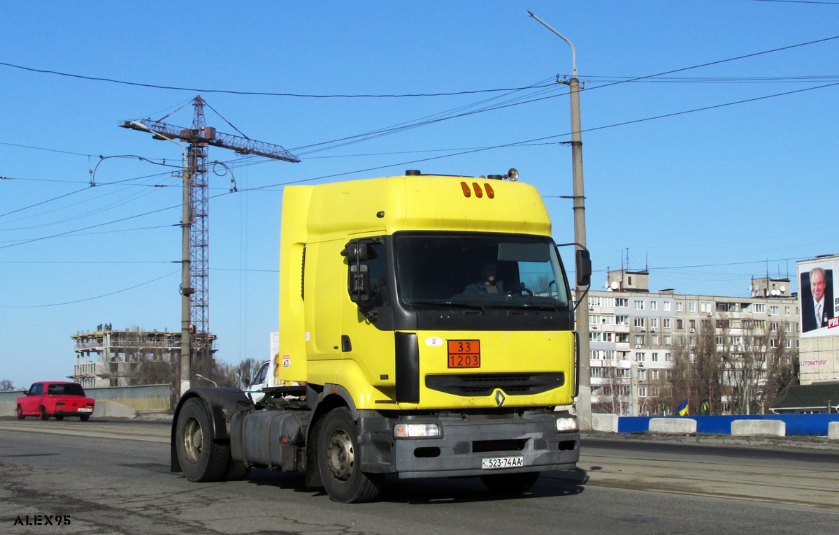 Днепропетровская область, № 523-74 АА — Renault Premium ('1996)