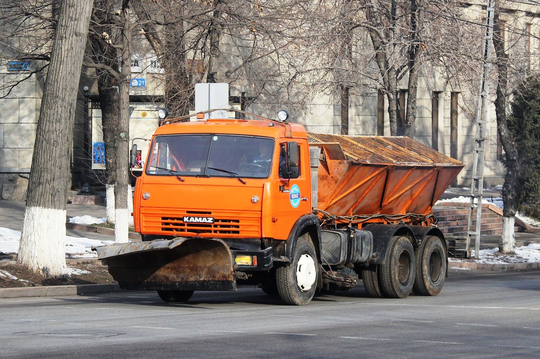 Алматы, № (KZ02) Б/Н 0003 — КамАЗ-53215 (общая модель)