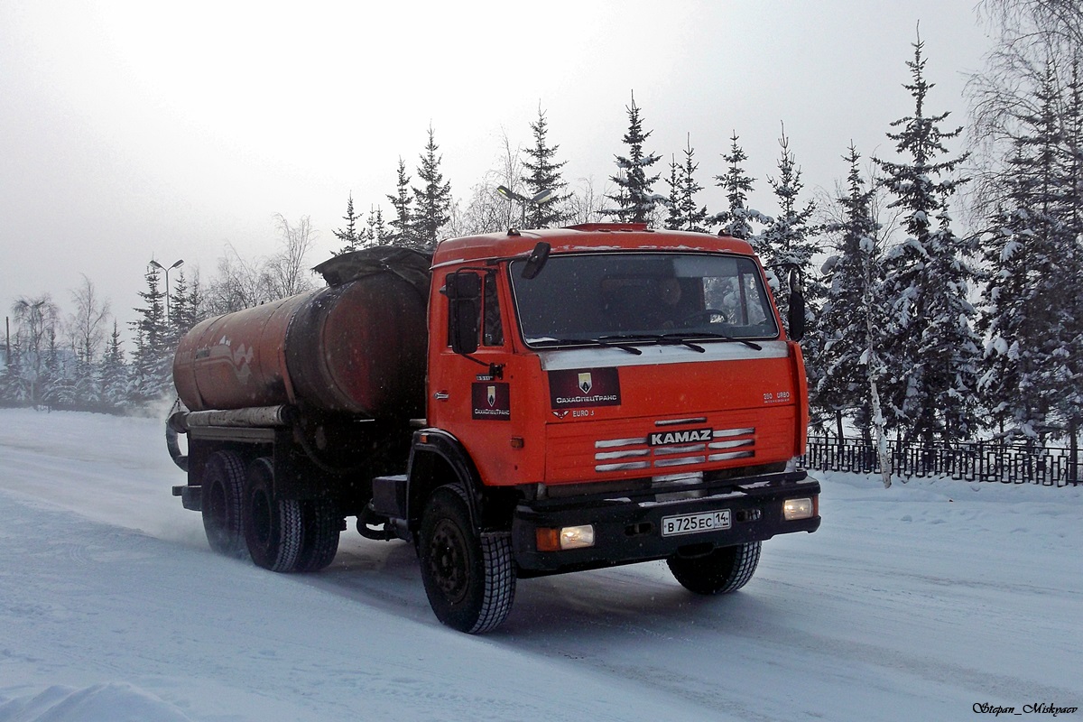 Саха (Якутия), № В 725 ЕС 14 — КамАЗ-65115 (общая модель)