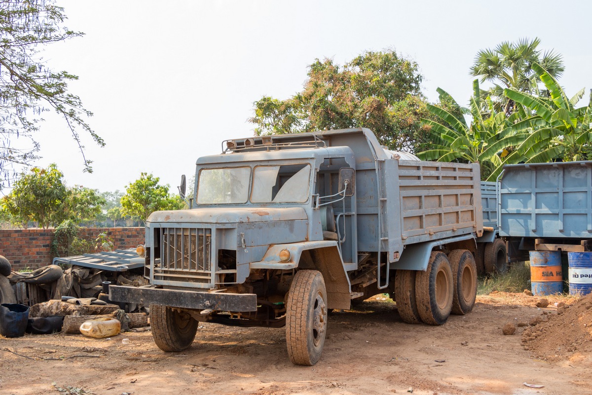Камбоджа — Автомобили без номеров