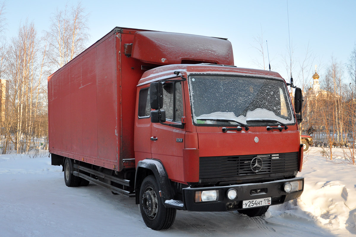 Татарстан, № У 254 НТ 116 — Mercedes-Benz LK 1317