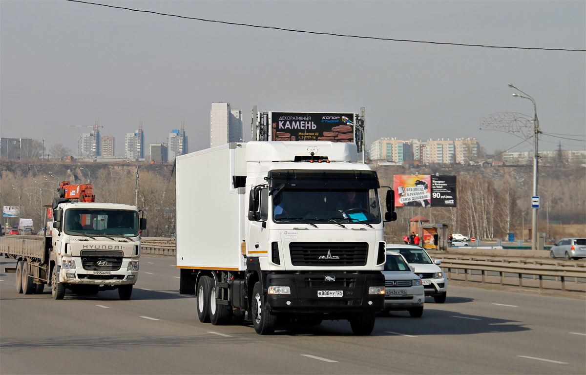 Красноярский край, № М 955 ММ 124 — Hyundai Power Truck (общая модель); Красноярский край, № В 888 МУ 124 — МАЗ-6312B9