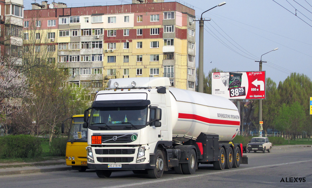 Днепропетровская область, № АЕ 6738 НК — Volvo ('2010) FM.400