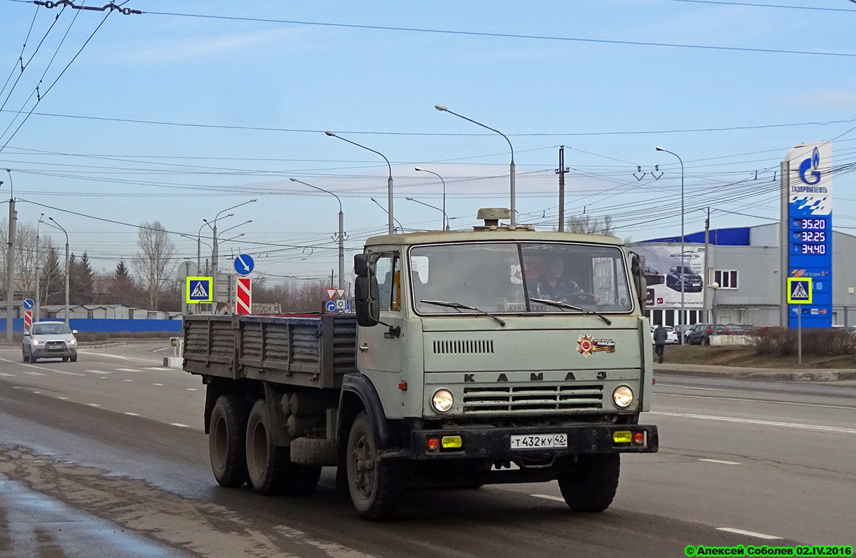 Кемеровская область, № Т 432 КУ 42 — КамАЗ-5320