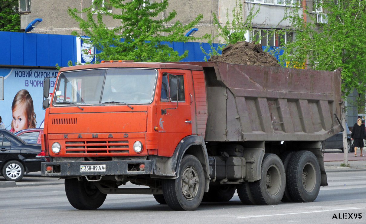 Днепропетровская область, № 358-89 АА — КамАЗ-55111 (общая модель)
