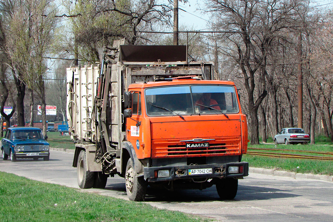 Запорожская область, № АР 7042 СН — КамАЗ-43253 (общая модель)