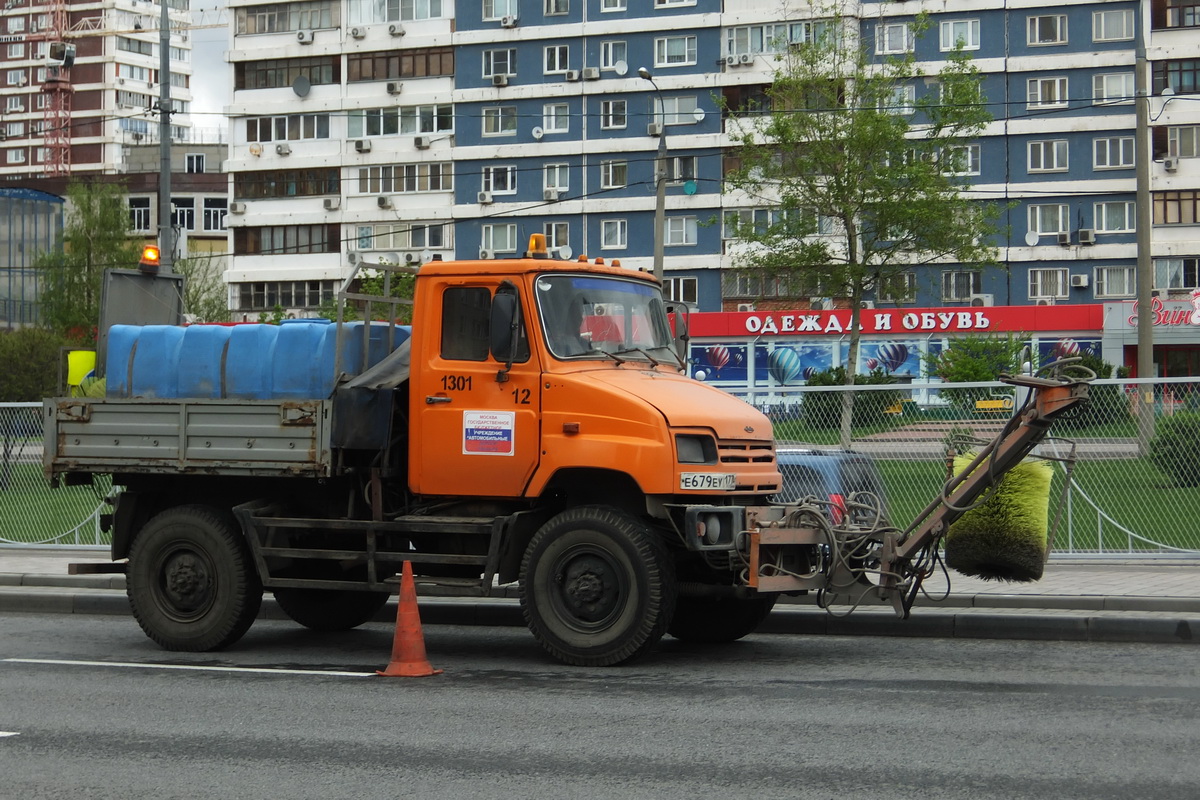 Москва, № 1301 12 — ЗИЛ-4327 (общая модель)