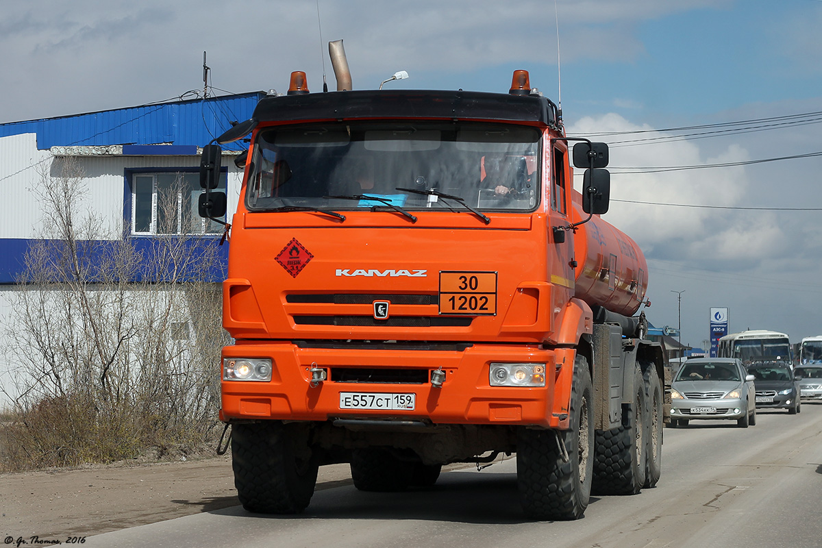Пермский край, № Е 557 СТ 159 — КамАЗ-43118 (общая модель)