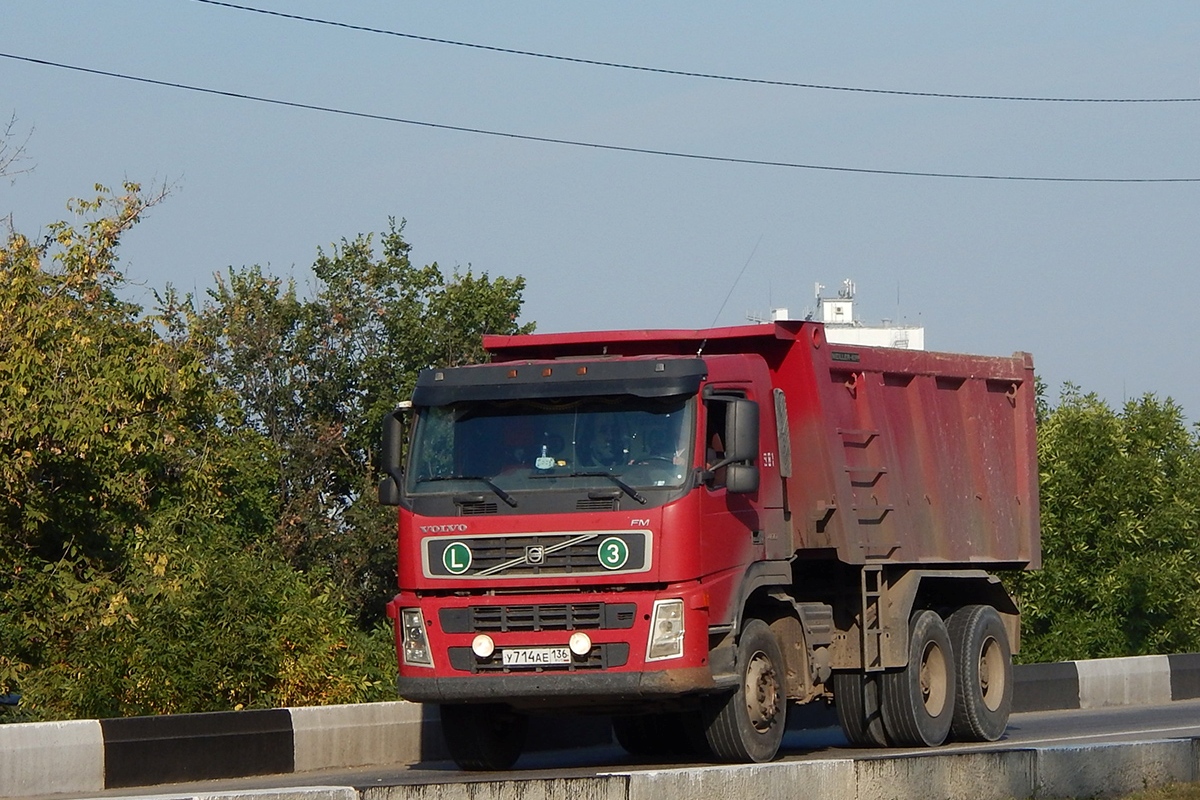 Воронежская область, № У 714 АЕ 136 — Volvo ('2002) FM12.400