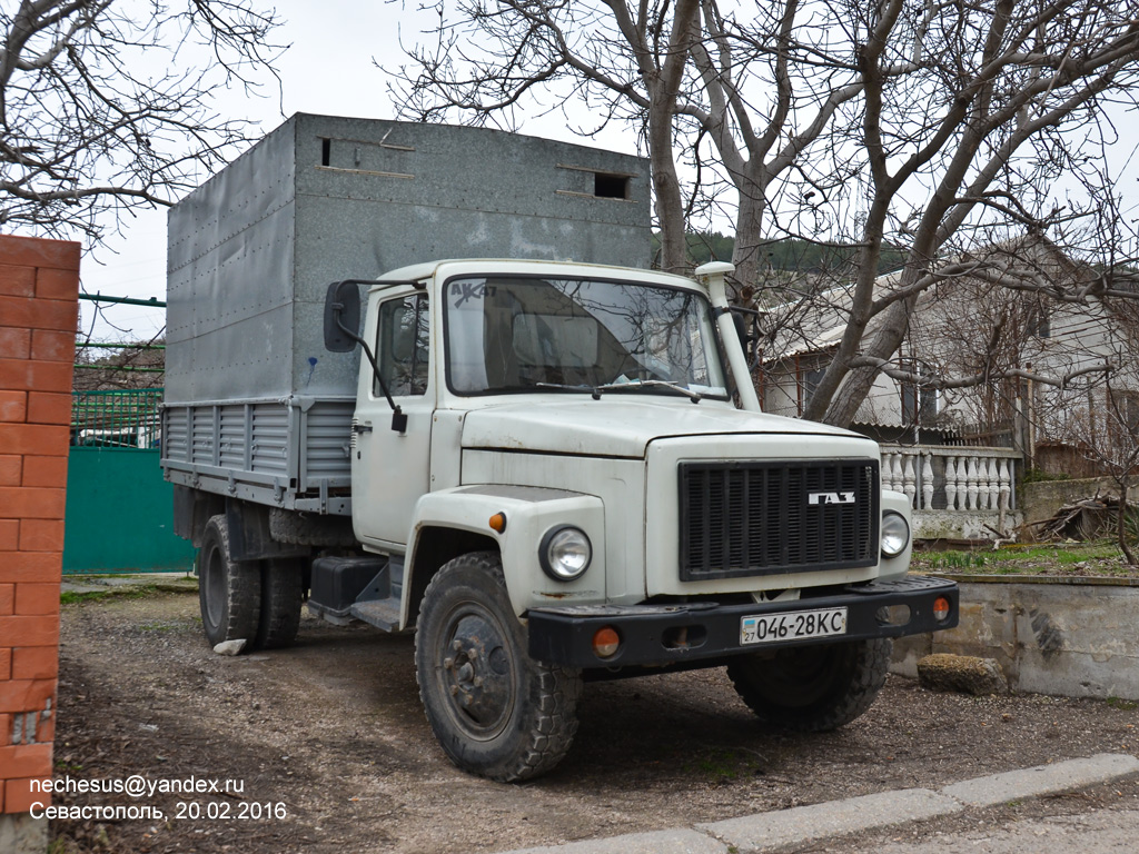Севастополь, № 046-28 КС — ГАЗ-3309