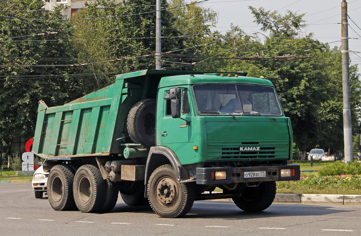 Москва, № О 928 ВС 77 — КамАЗ-65115 (общая модель)