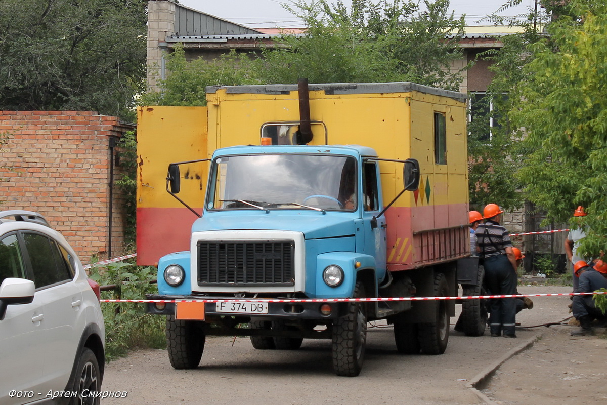 Восточно-Казахстанская область, № F 374 DB — ГАЗ-3307