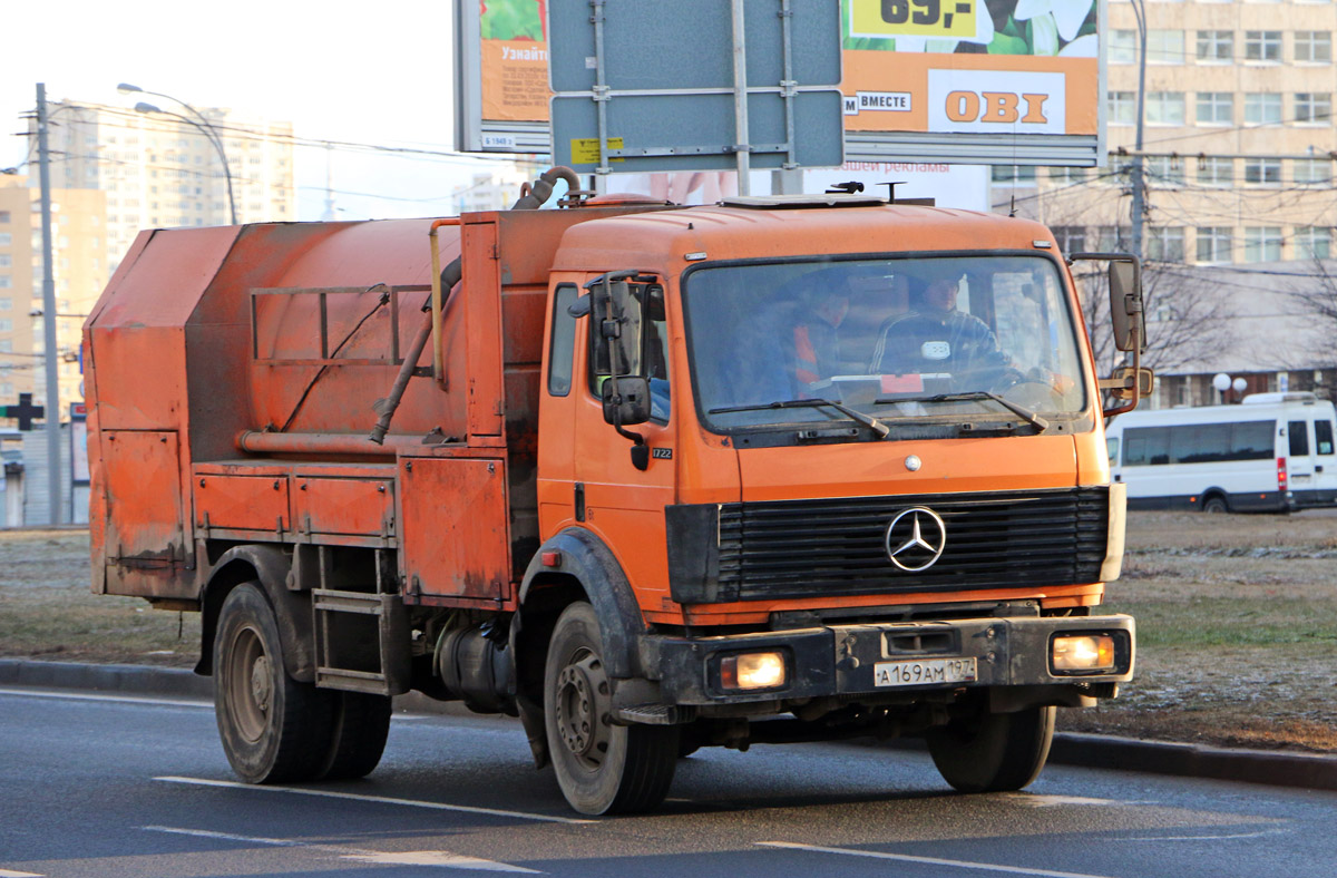Москва, № А 169 АМ 197 — Mercedes-Benz SK 1722
