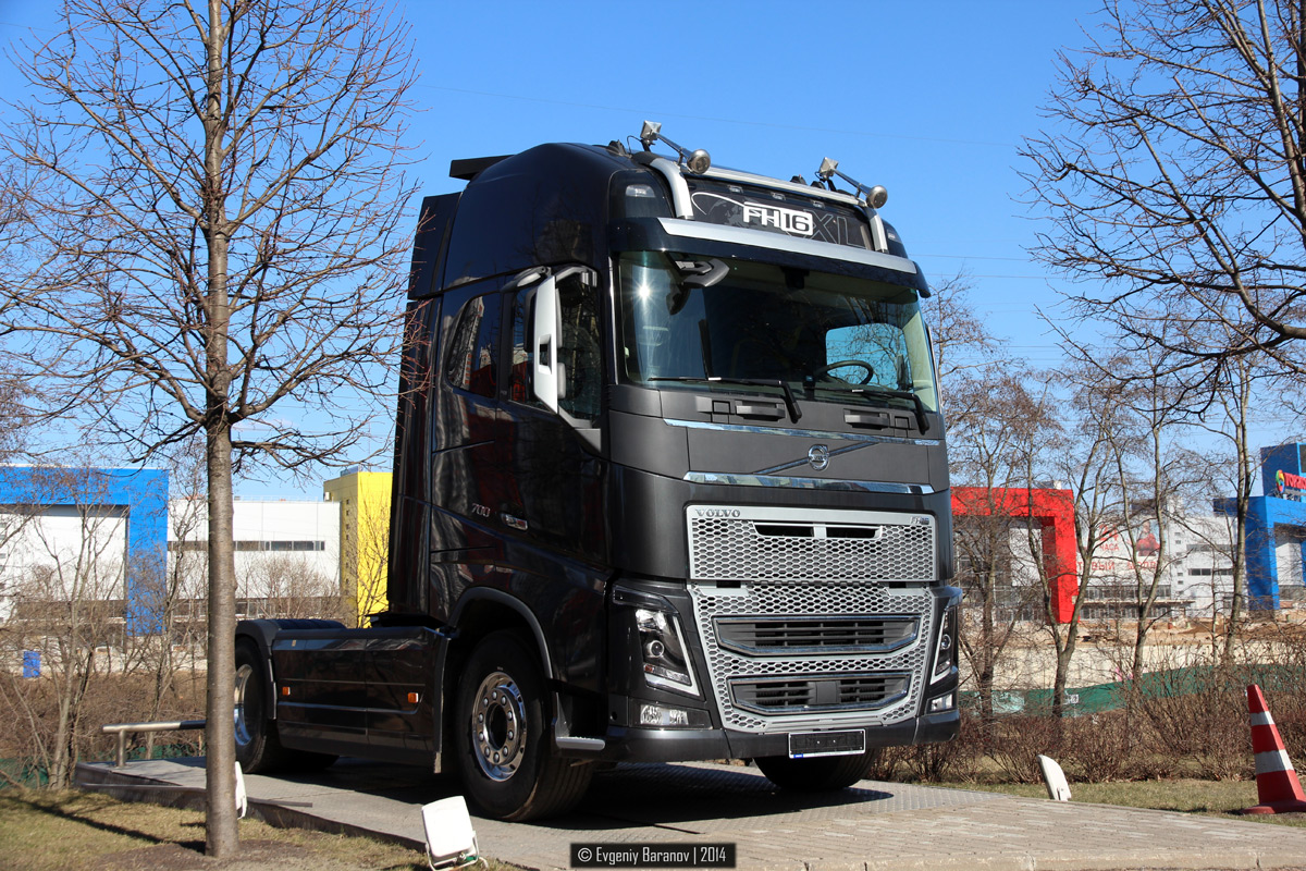 Московская область, № Е 787 ВС 750 — Volvo ('2012) FH16.700