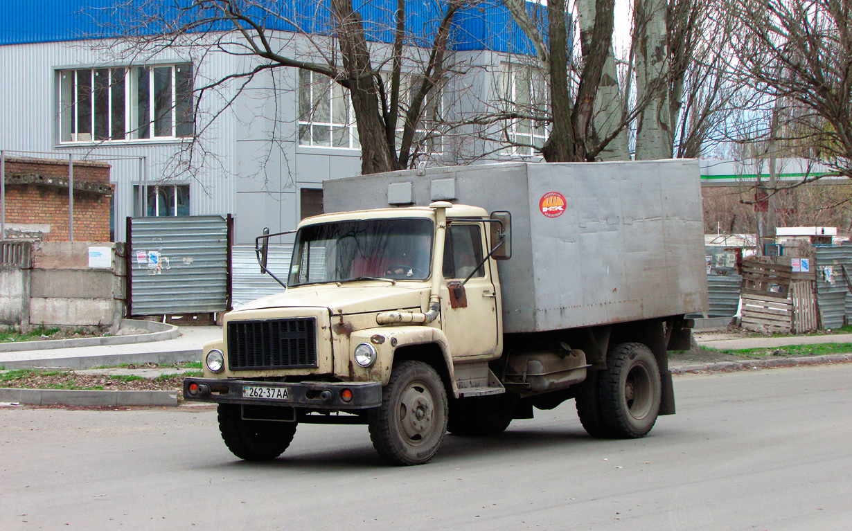Днепропетровская область, № 262-37 АА — ГАЗ-3309