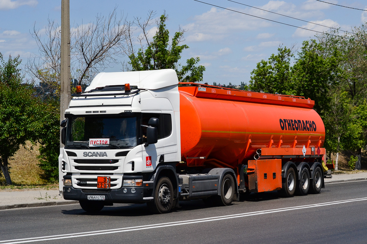 Волгоградская область, № В 964 ТС 134 — Scania ('2011) P400