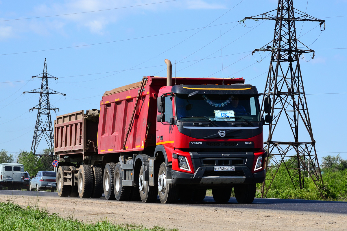 Волгоградская область, № В 240 МХ 134 — Volvo ('2013) FMX.460 [X9P]