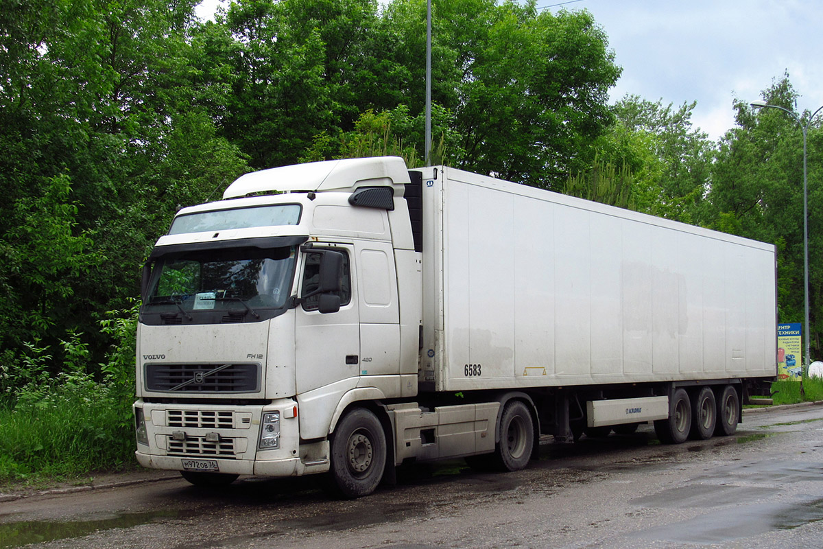 Воронежская область, № М 972 ОВ 36 — Volvo ('2002) FH12.400