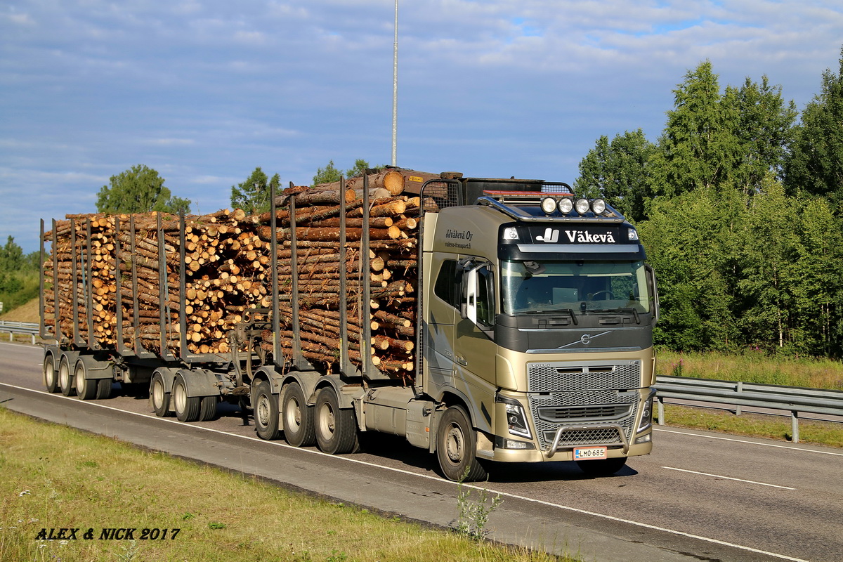 Финляндия, № LMO-685 — Volvo ('2012) FH16.750; Volvo ('2012) FH "Volvo Ocean Race" (Финляндия)