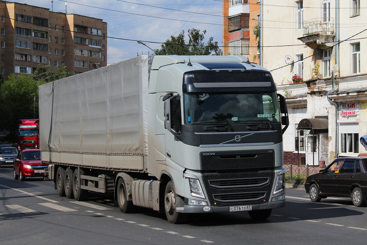 Смоленская область, № С 076 ТО 67 — Volvo ('2012) FH-Series