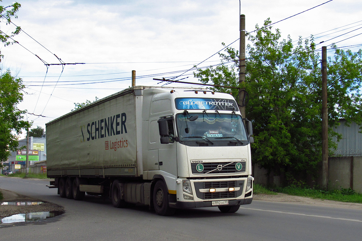 Ивановская область, № А 892 ОО 37 — Volvo ('2008) FH.460