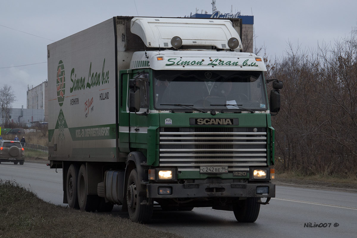 Свердловская область, № С 242 ВЕ 96 — Scania (III) R143M