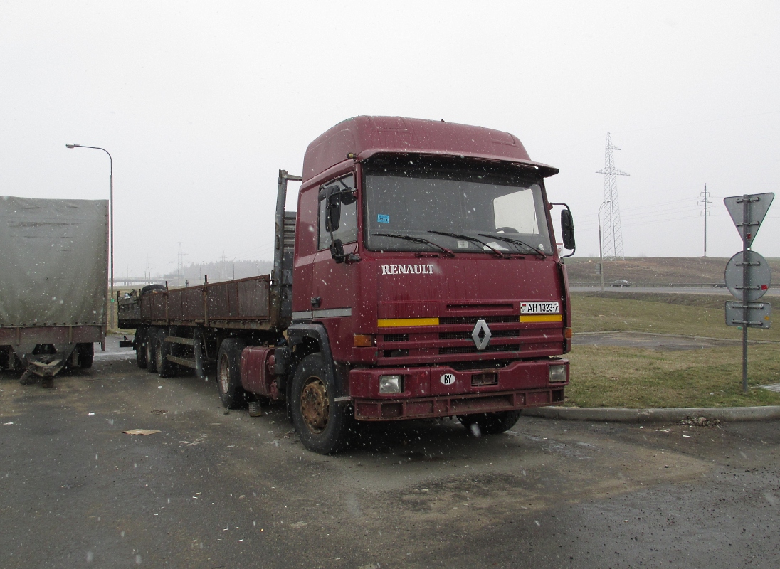 Минск, № АН 1323-7 — Renault R-Series Major