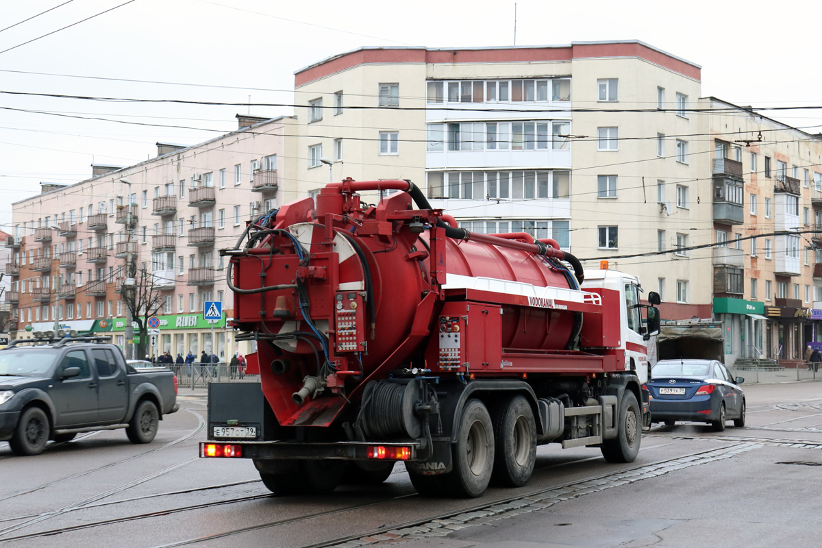 Калининградская область, № Е 957 ОТ 39 — Scania ('1996) P114G