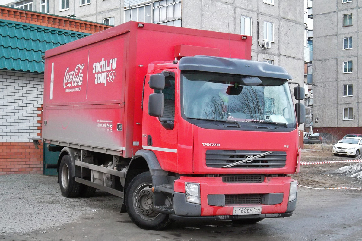 Новосибирская область, № С 162 ВМ 154 — Volvo ('2006) FE