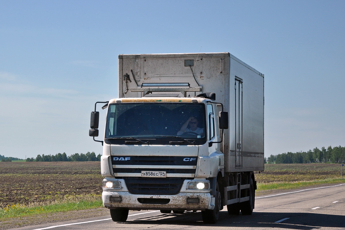 Красноярский край, № Х 858 ЕС 124 — DAF CF65 FA