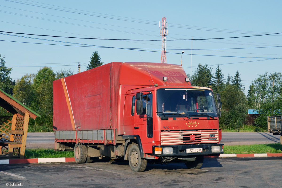 Санкт-Петербург, № Р 221 ТС 98 — Volvo FL6