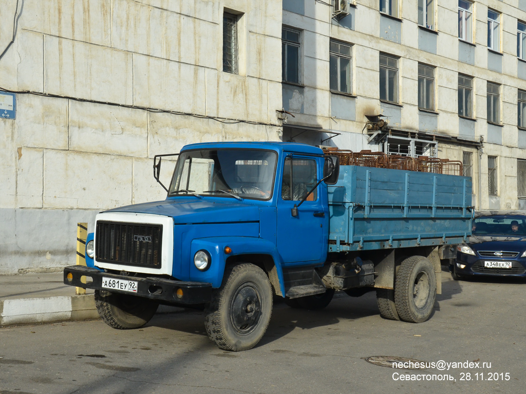 Севастополь, № А 681 ЕУ 92 — ГАЗ-3307